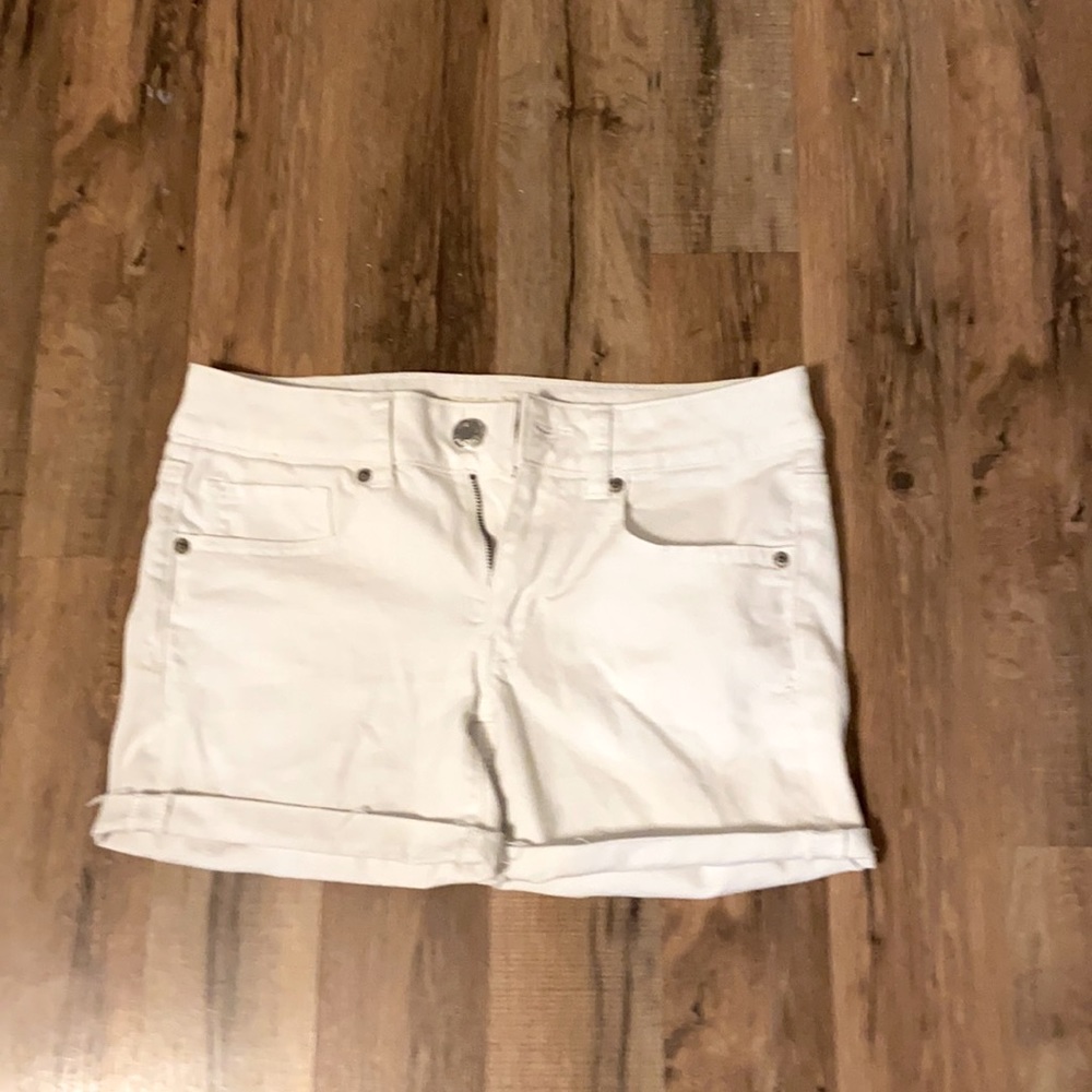 American Eagle shorts size 6